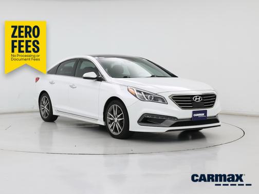 White 2015 Hyundai SONATA Sport