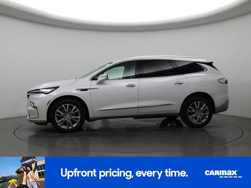 Pearl 2023 Buick Enclave Premium