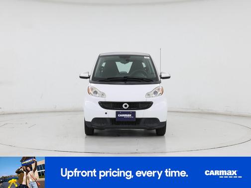 White 2015 smart ForTwo Passion