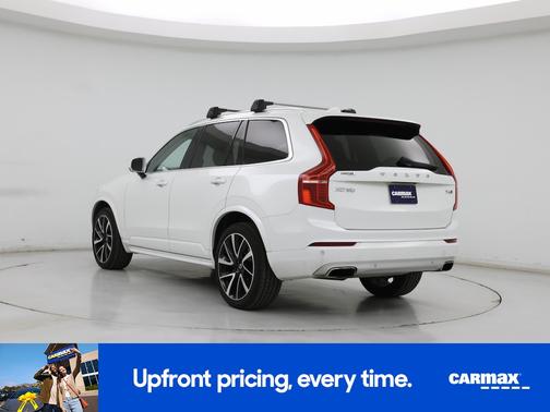 2020 Volvo XC90 T6 Momentum