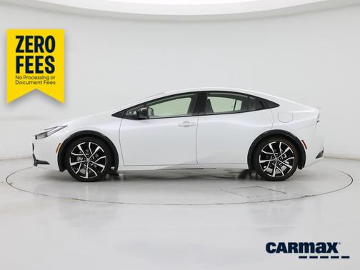White 2023 Toyota Prius Prime XSE