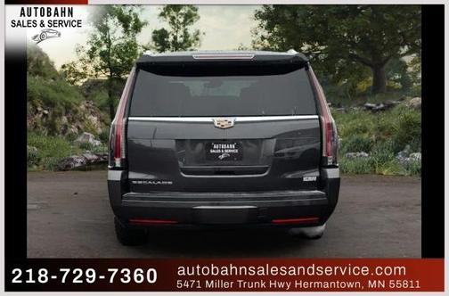 2016 Cadillac Escalade Platinum