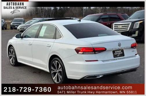 2022 Volkswagen Passat 2.0T SE