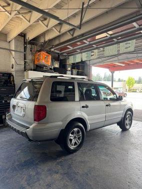 Silver 2003 Honda Pilot EX-L