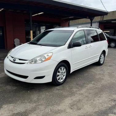 2008 Toyota Sienna CE