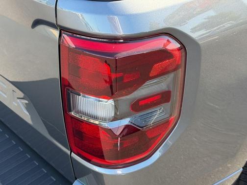 Gray 2026 Ford Maverick Lobo Standard