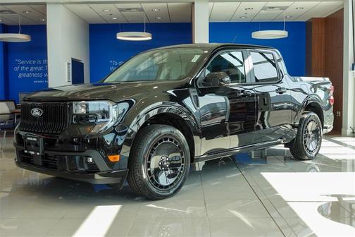 2025 Ford Maverick Lobo Standard