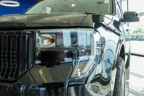 2025 Ford Maverick Lobo Standard