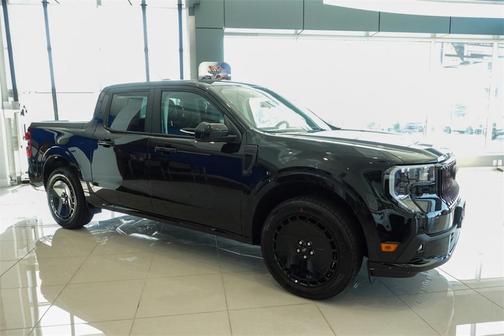 2025 Ford Maverick Lobo Standard