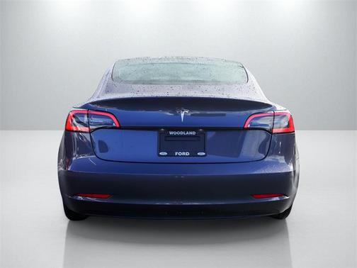 2022 Tesla Model 3 Base
