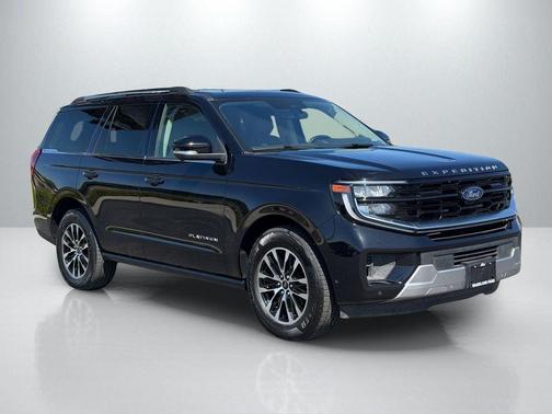 Black 2025 Ford Expedition Platinum