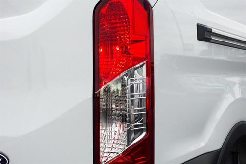 2026 Ford Transit-250 148 WB Medium Roof Cargo