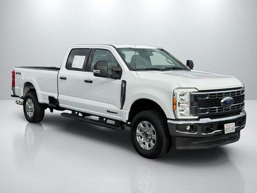 2024 Ford F-350 XLT