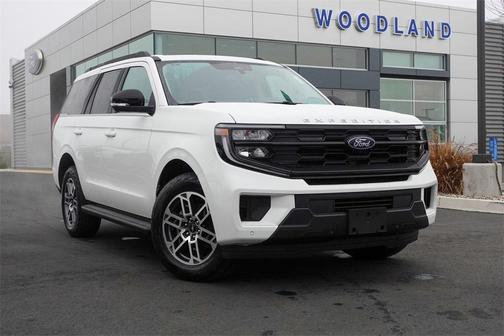 2025 Ford Expedition Active