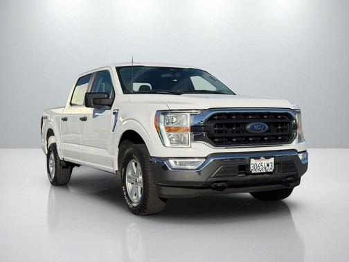 White 2022 Ford F-150 XLT