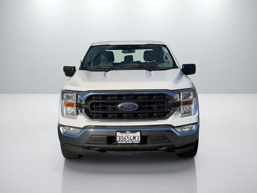 White 2022 Ford F-150 XLT