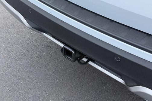 Space White Metallic 2026 Ford Explorer Platinum