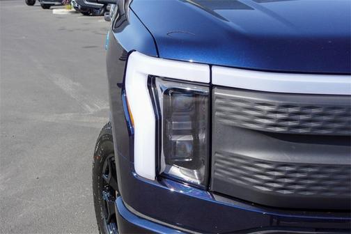 2025 Ford F-150 Lightning XLT