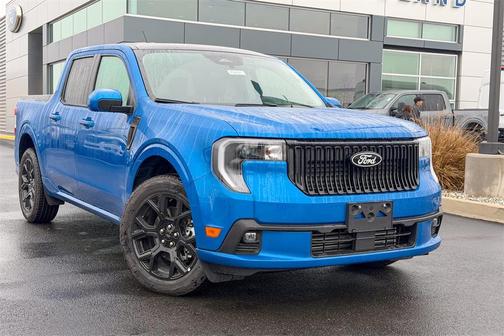 2025 Ford Maverick Lobo Standard