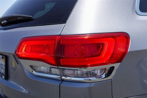 2020 Jeep Grand Cherokee Overland
