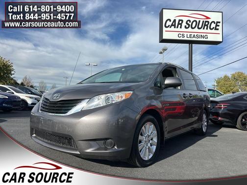 2011 Toyota Sienna LE