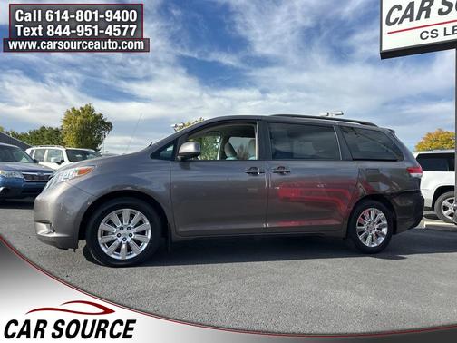 2011 Toyota Sienna LE