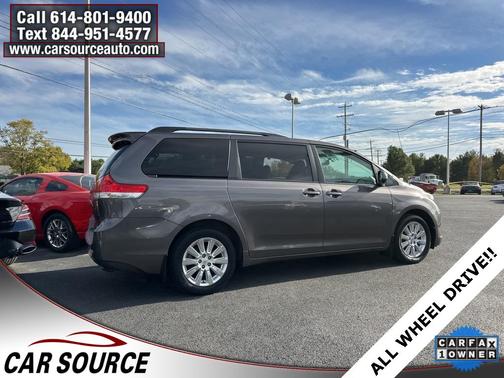 2011 Toyota Sienna LE