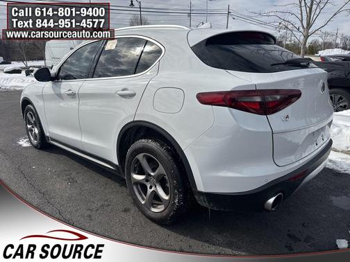 2021 Alfa Romeo Stelvio Base