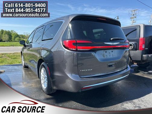 Granite Crystal Metallic Clearcoat 2023 Chrysler Pacifica Touring L