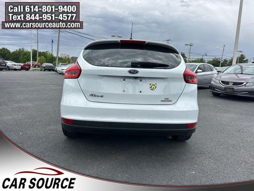 Oxford White 2016 Ford Focus SE