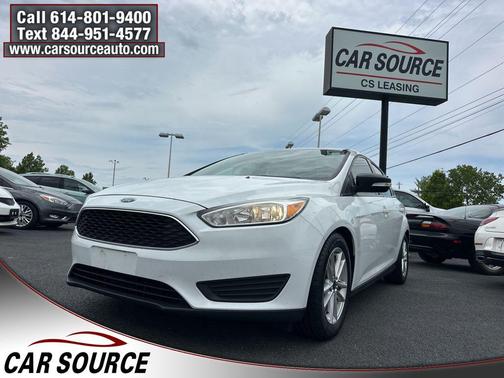 Oxford White 2016 Ford Focus SE