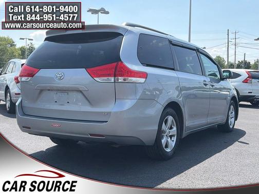 Silver Sky Metallic 2011 Toyota Sienna LE