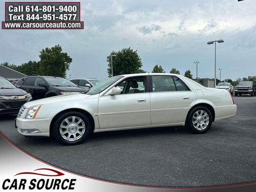 White Diamond Clearcoat 2008 Cadillac DTS Base