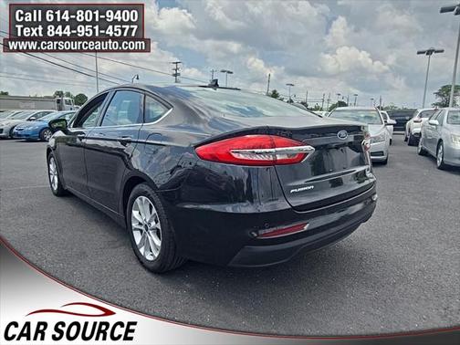 2020 Ford Fusion SE