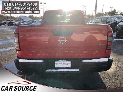 2022 Nissan Frontier S