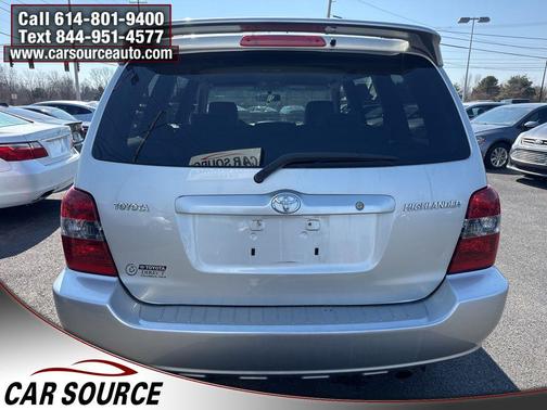 2004 Toyota Highlander Base