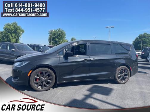 2020 Chrysler Pacifica Touring