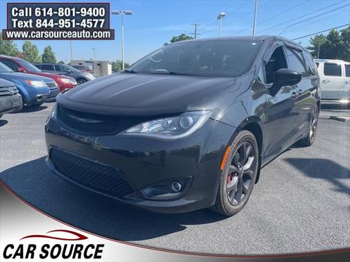 2020 Chrysler Pacifica Touring