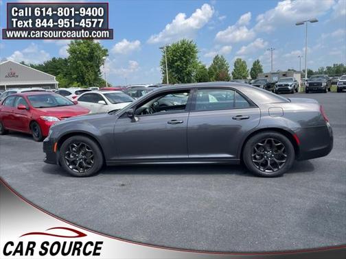 2022 Chrysler 300 Touring