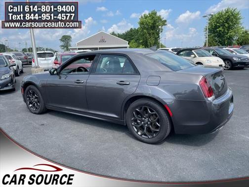 2022 Chrysler 300 Touring