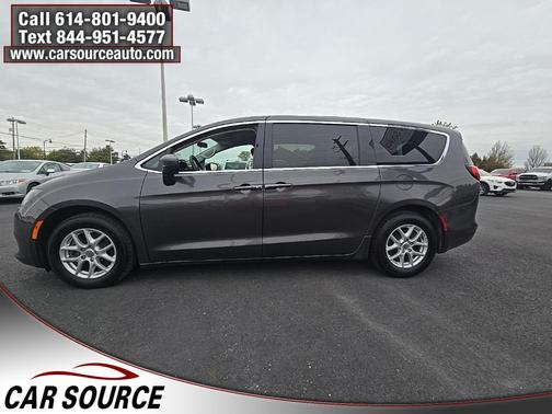 2020 Chrysler Voyager LX