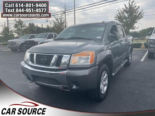 2015 Nissan Titan SV