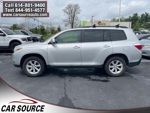 2011 Toyota Highlander SE