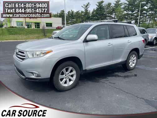 2011 Toyota Highlander SE