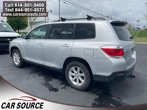 2011 Toyota Highlander SE
