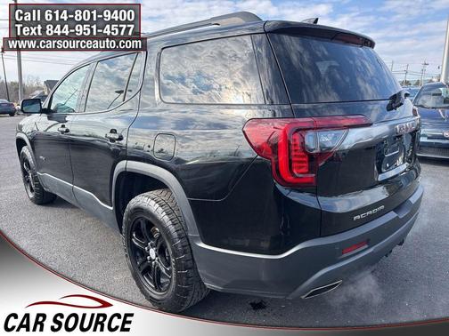 2023 GMC Acadia AWD AT4