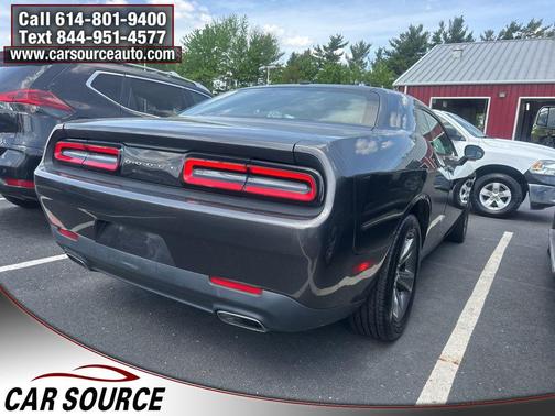 Granite Pearlcoat 2016 Dodge Challenger SXT
