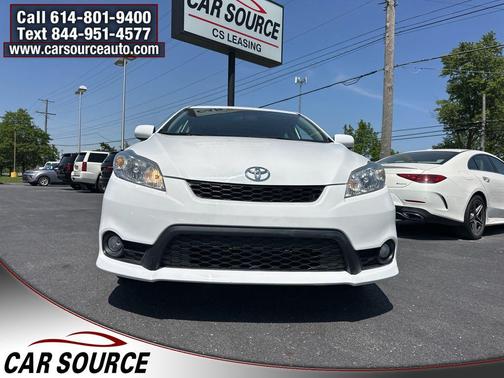 Super White 2013 Toyota Matrix L