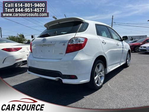 Super White 2013 Toyota Matrix L