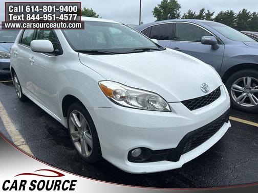 Super White 2013 Toyota Matrix L